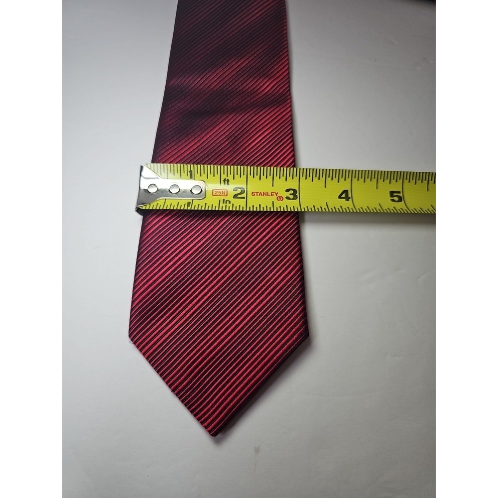 LANVIN Paris Men's 100% Silk Necktie‎ Red LUXURY Designer Tie - Picture 9 of 9